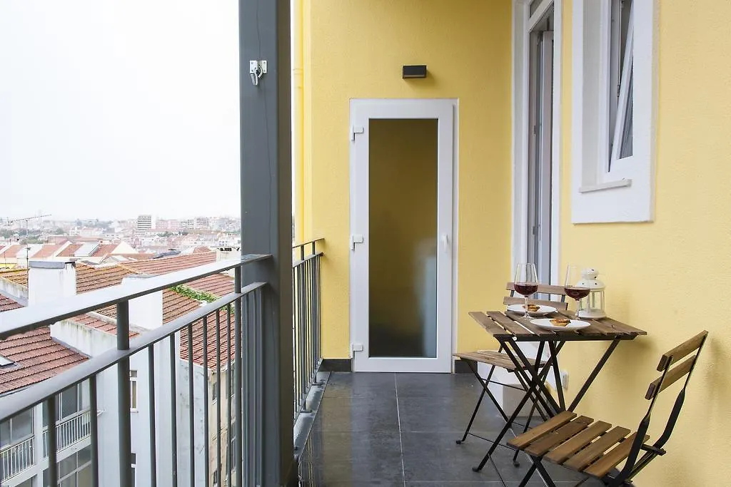 Altido Cosy 2Br Apt With Terrace In Penha De Franca, 5Mins From The Viewpoint Of Monte Agudo Apartment Lisbon