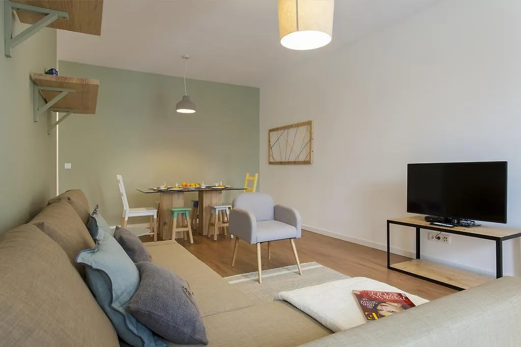 Altido Cosy 2Br Apt With Terrace In Penha De Franca, 5Mins From The Viewpoint Of Monte Agudo Apartment Lisbon